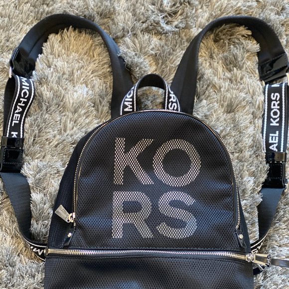 Michael Kors Backpack School Medium ZIP Logo
